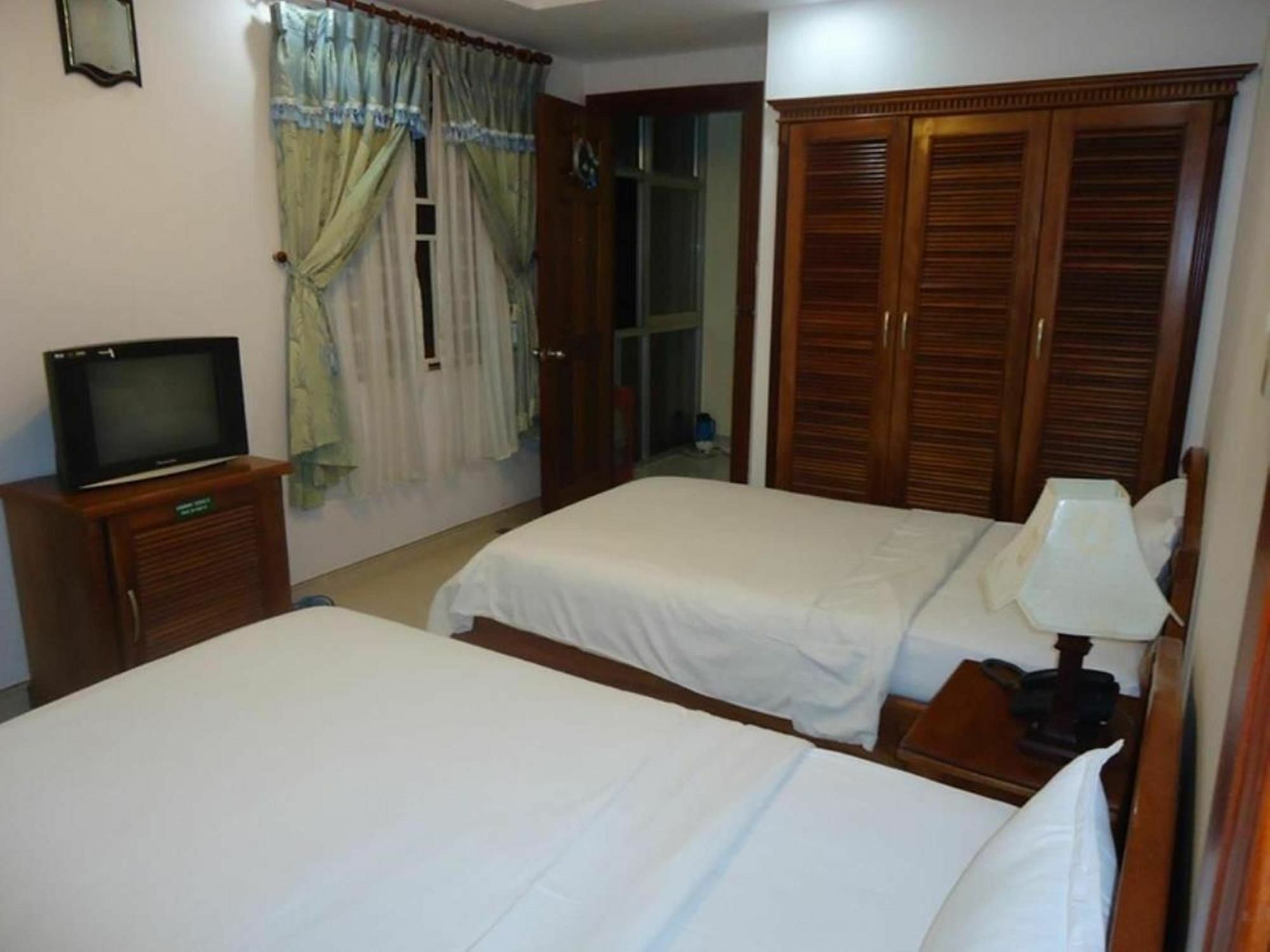 Phu An Hotel Ho Chi Minh-stad Buitenkant foto